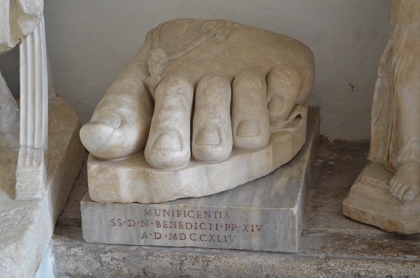 Capitoline-Constantine-Foot