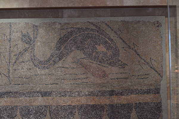 Dolphin-Mosaic-Aquincum