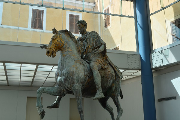 Marcus-Aurelius-Statue-Capitoline-Museum