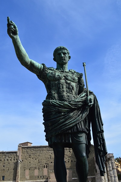 Augustus-Statue-Rome