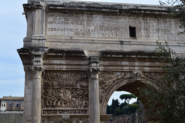 Wider shot of Arch of Septimius Severus